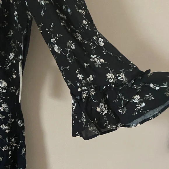 Reformation Doutzen Floral Ruffle Trim Mini Dress Size 12 - Picture 8 of 13